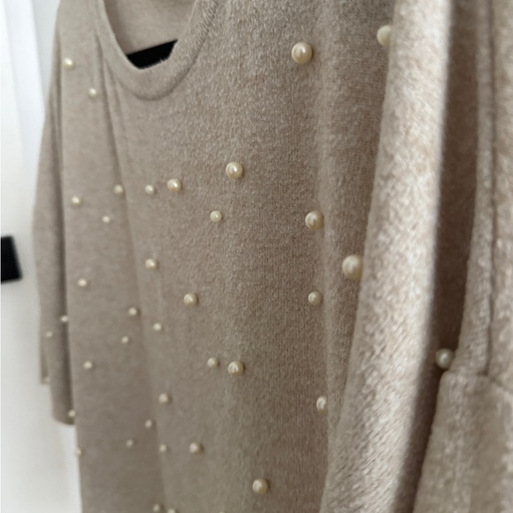Zara Pearl Embellished Beige Sweater Top Oversized Womens Medium - Picture 2 of 6
